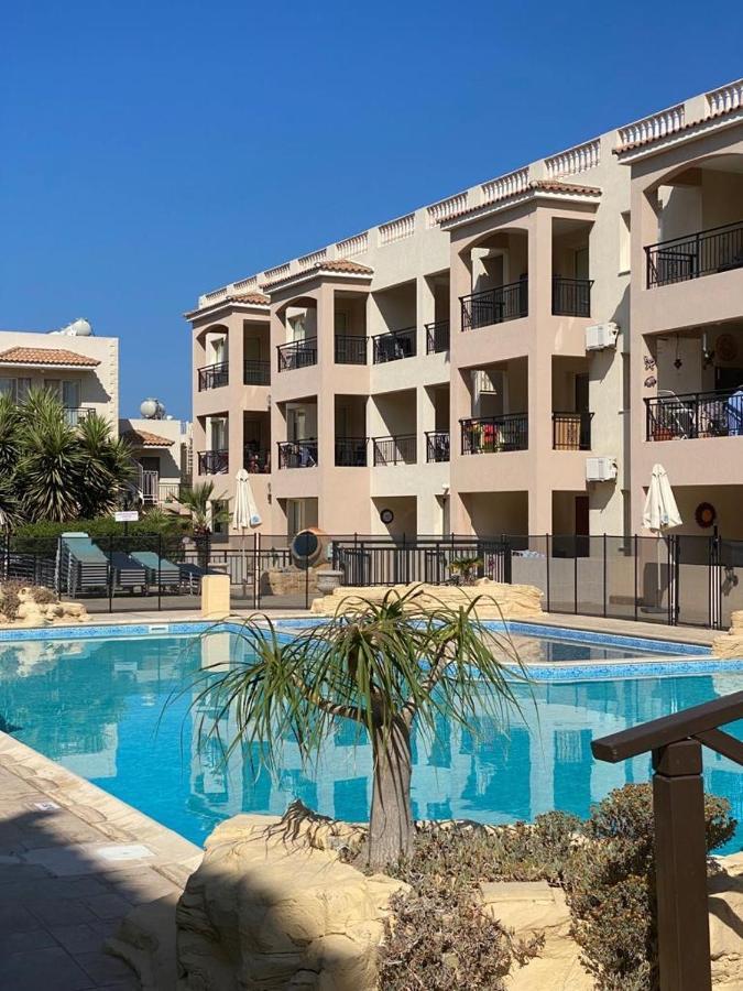 Royal Seacrest F G5 Ground Floor Apartment Paphos ภายนอก รูปภาพ
