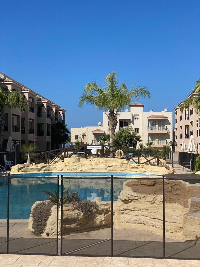Royal Seacrest F G5 Ground Floor Apartment Paphos ภายนอก รูปภาพ
