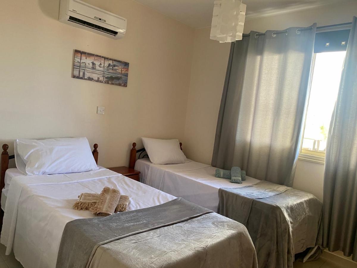 Royal Seacrest F G5 Ground Floor Apartment Paphos ภายนอก รูปภาพ