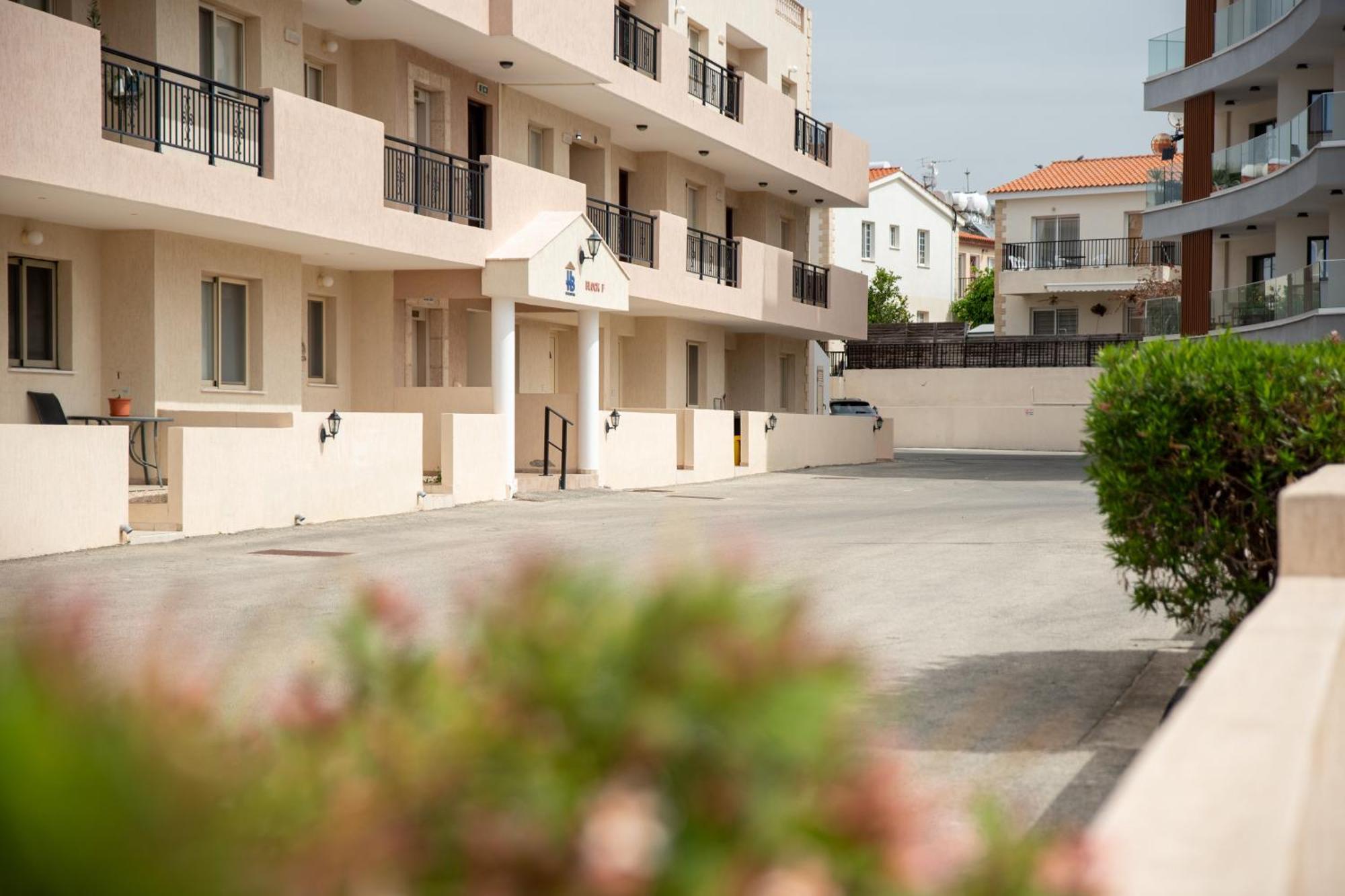 Royal Seacrest F G5 Ground Floor Apartment Paphos ภายนอก รูปภาพ